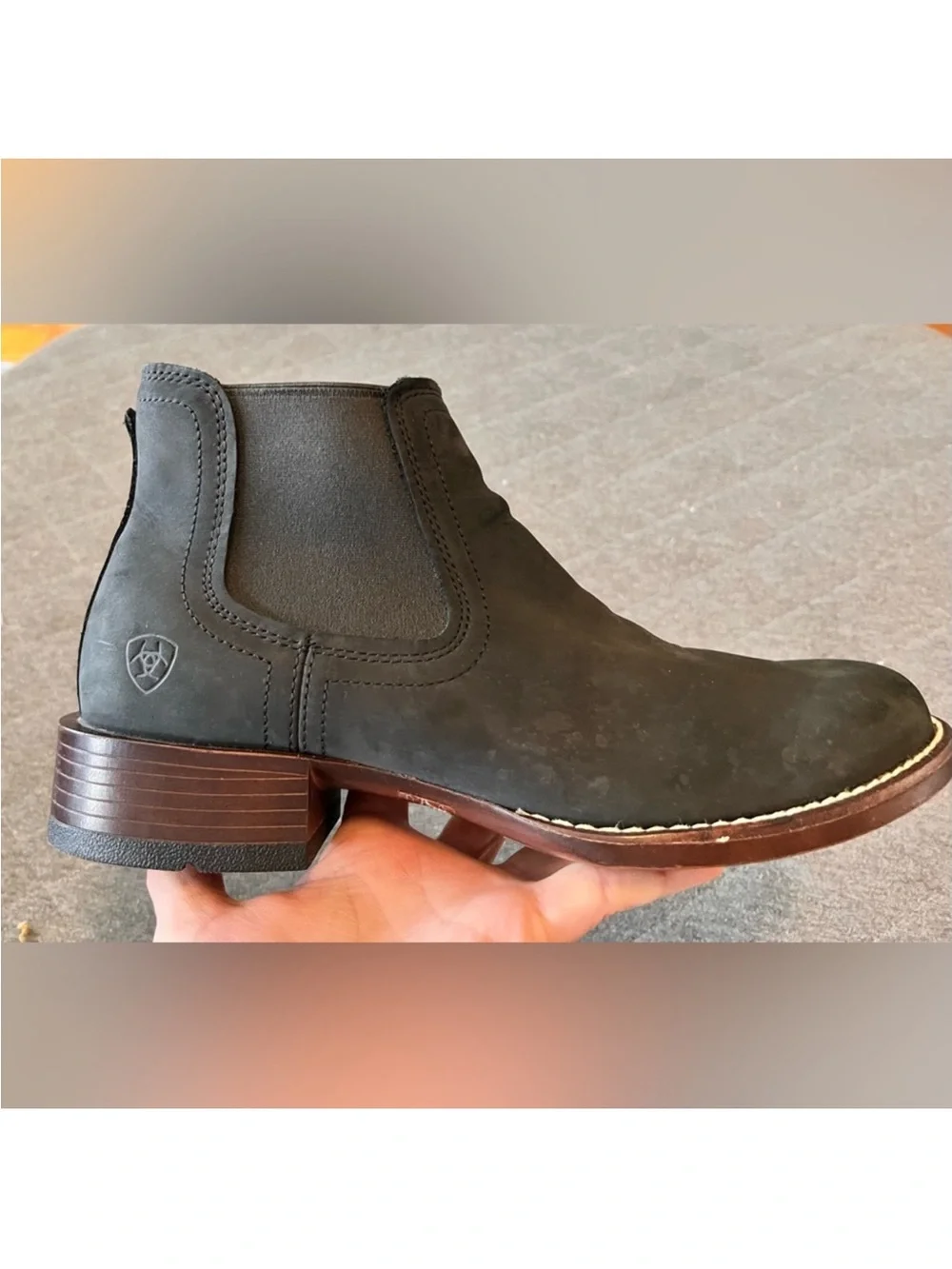 ARIAT Sz 9 Booker Ultra Round Toe Black Suede Chelsea Boots Worn 1x Orig $189